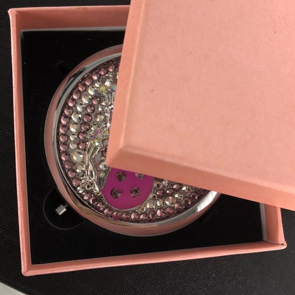 Decorated Compact Mirrors 4 Styles - Picture 7 of 8